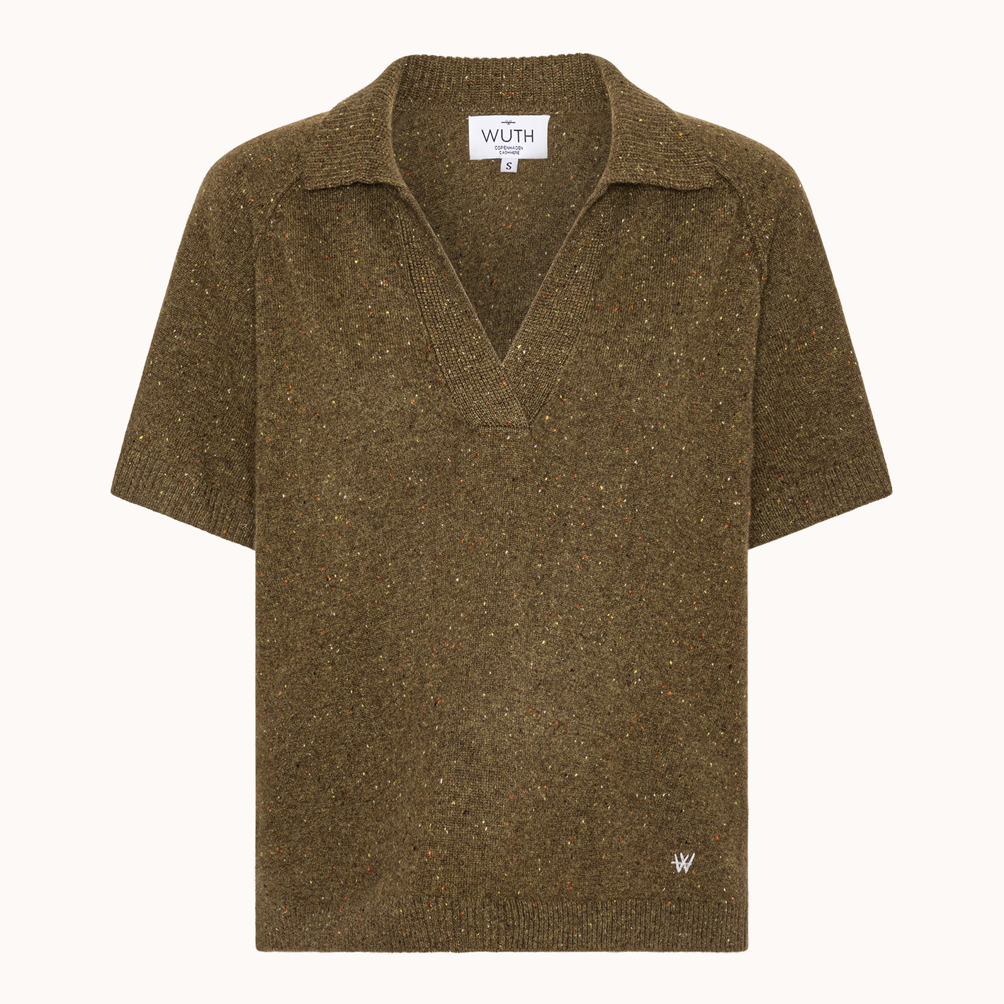 Blød Polo cashmere t-shirt i grøn fra Wuth Copenhagen
