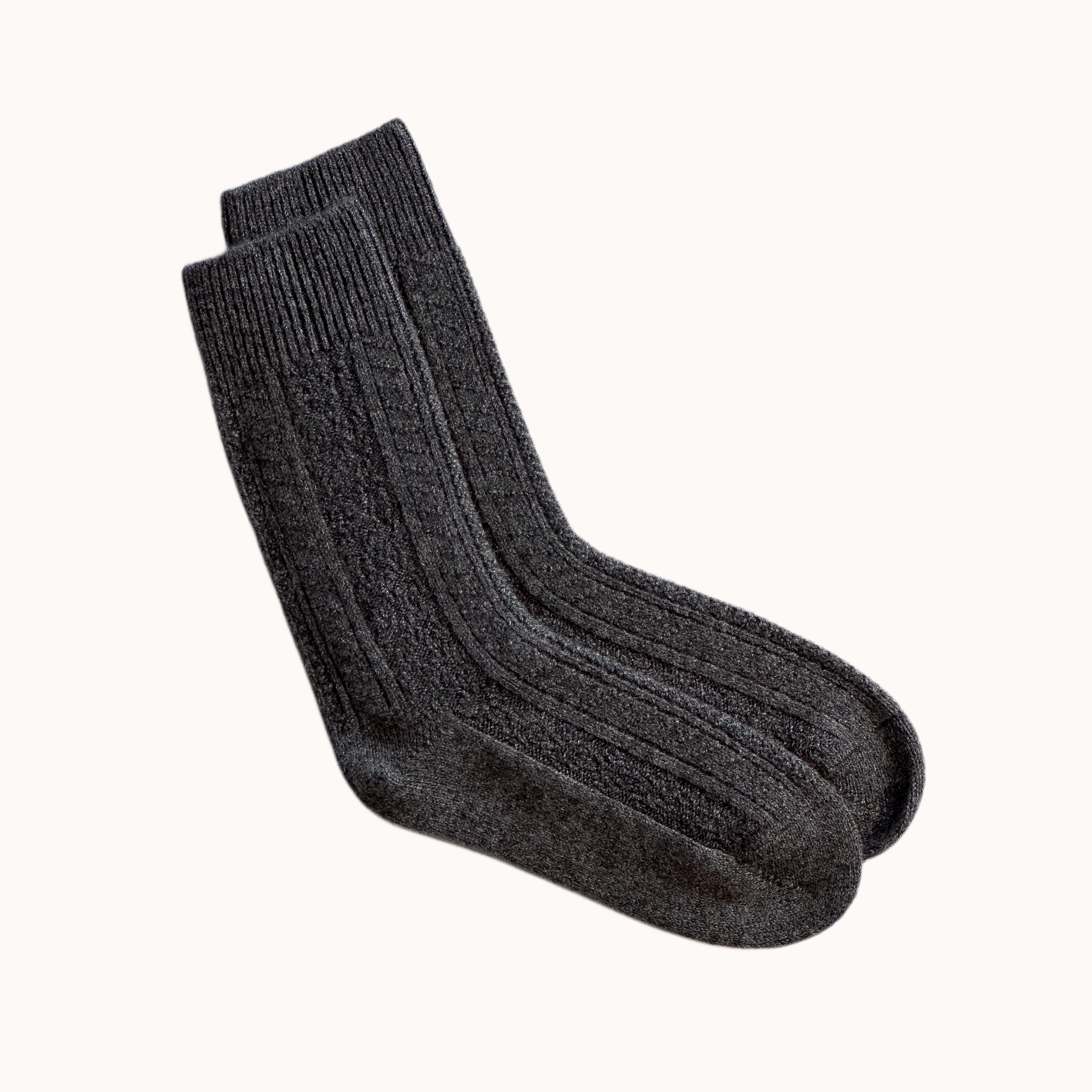 Kabelstrikkede cashmere sokker fra Wuth Copenhagen