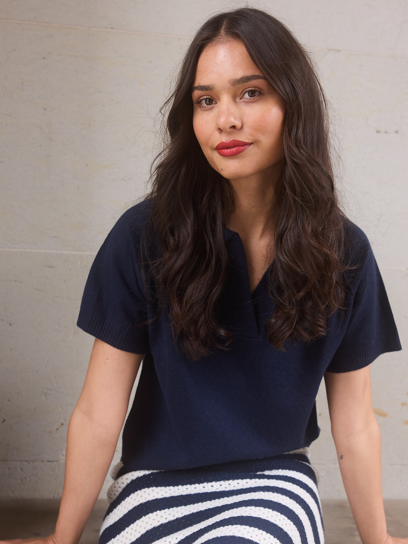 Bella Polo T-shirt - Wuth Copenhagen - Polo cashmere t-shirt i navy