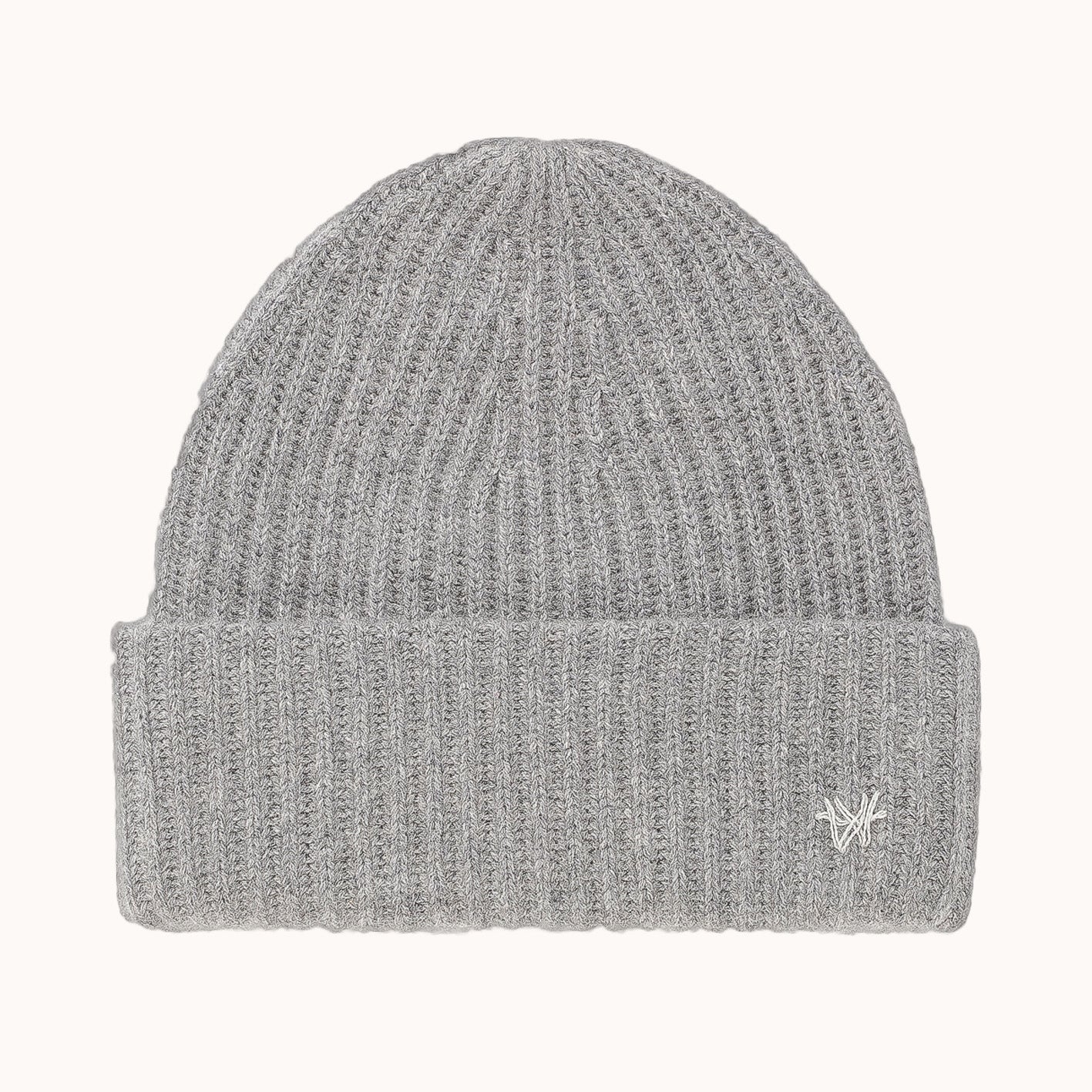 Stine Hue - Wuth Copenhagen - Klassisk bred cashmere hue i 100% premium cashmere fra Indre Mongoliet