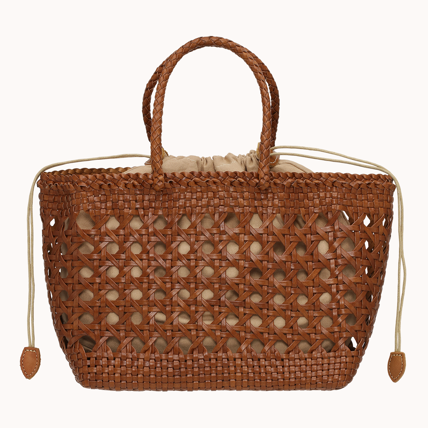 Sylvie Bag - Wuth Copenhagen - Klassisk fletstaske i 100% håndflettet læder