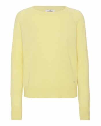 Luksuriøs cashmere sweater fra Wuth Copenhagen. Pearl Pullover i Mellow Yellow fra Wuth Copenhagen. 100% premium cashmere.