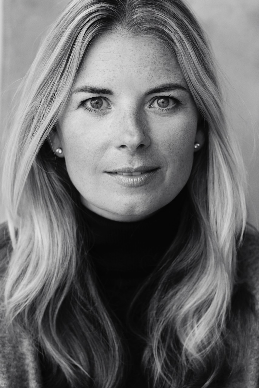 Birgitte Wuth har skabt Wuth Copenhagen i 2014. Birgitte har en designuddannelse fra ESMOD i Paris.