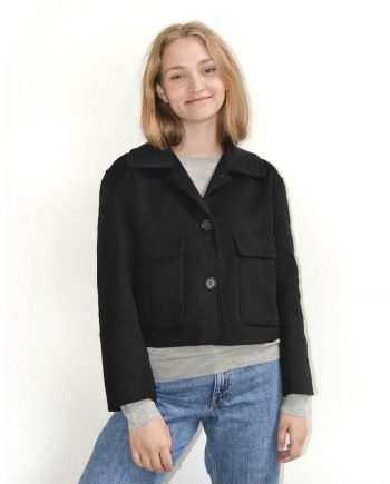 Short jacket of cashmere and wool from Wuth Copenhagen